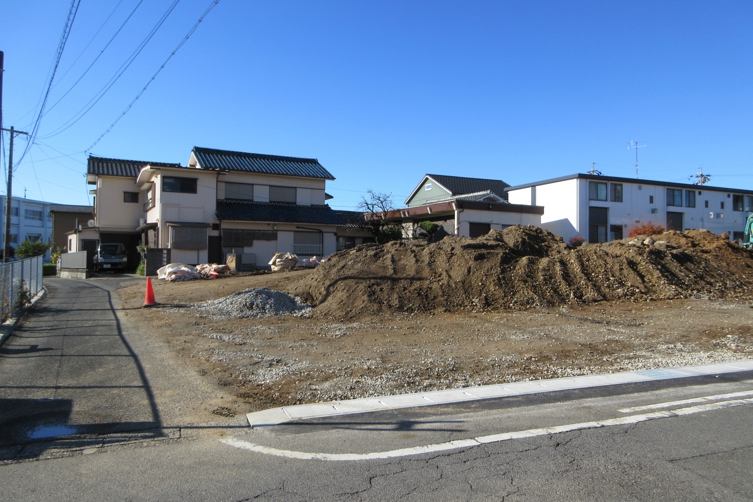 売土地　半田市栄町２丁目 　Ａ号地　全３区画