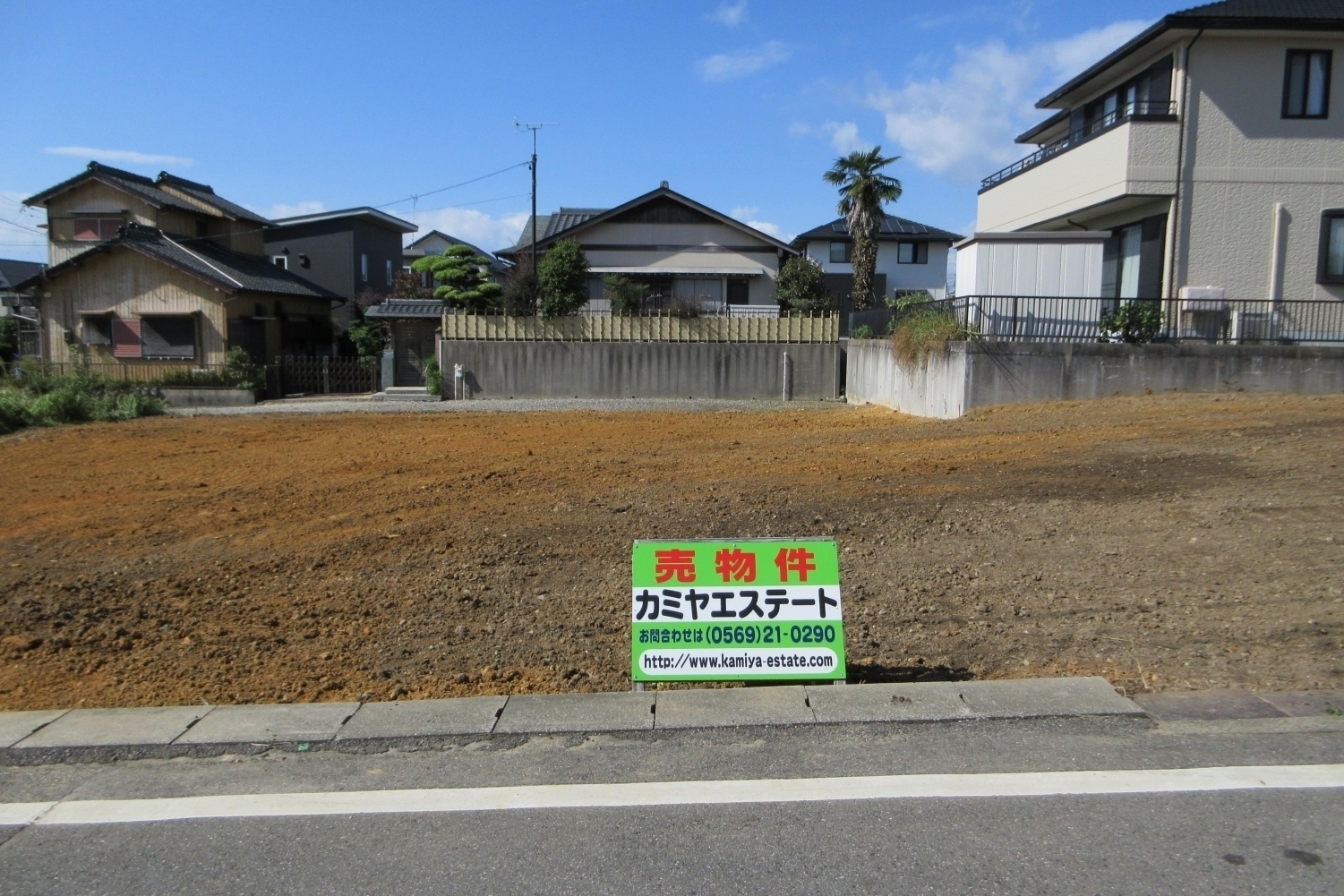 売土地　半田市亀崎高根町６丁目　２号地　成約済　全３区画　